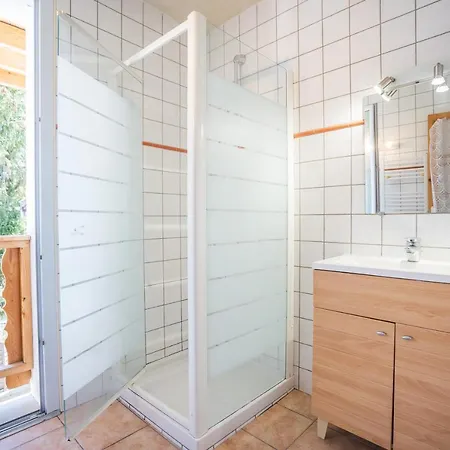 Appartement Cellier 1 *